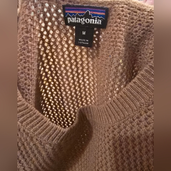 Patagonia Cashmere/Wool Tan Knit Sweater - Picture 5 of 8